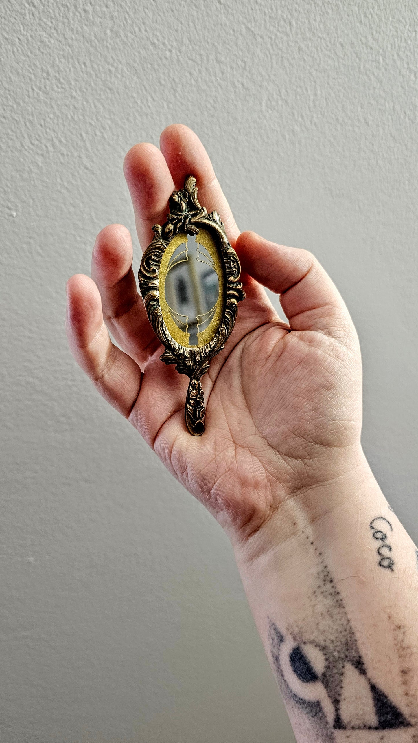 Mini Miroir décoratif gravé