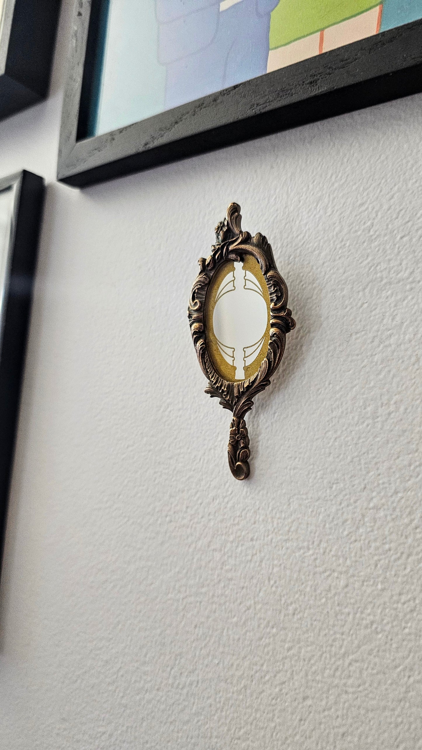 Mini Miroir décoratif gravé